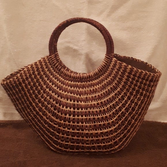 Handbags - Large Wicker purse